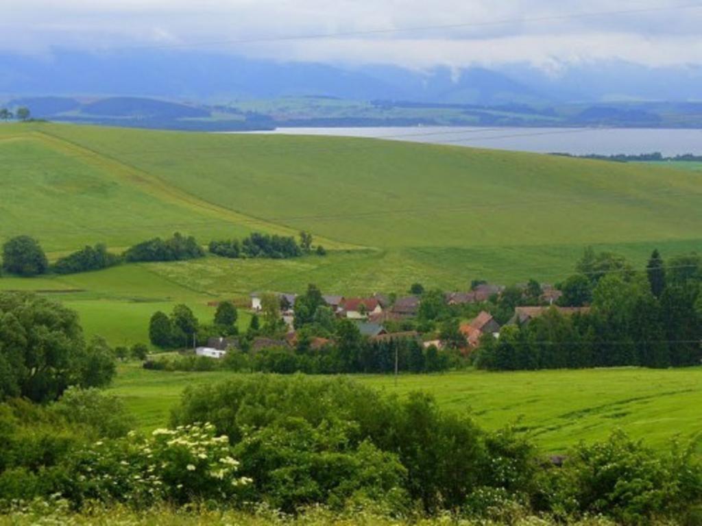 Chata Benusovce Liptovský Trnovec Buitenkant foto
